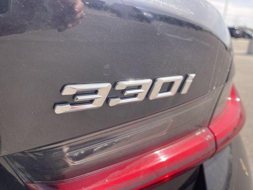 Black Sapphire Metallic 2025 BMW 330 xDrive