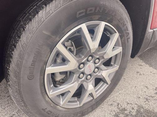 2023 GMC Acadia AWD SLT