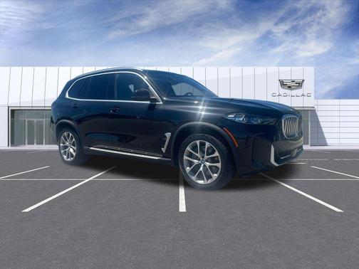 Black Sapphire Metallic 2024 BMW X5 PHEV xDrive50e