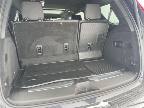 2022 Cadillac Escalade Sport