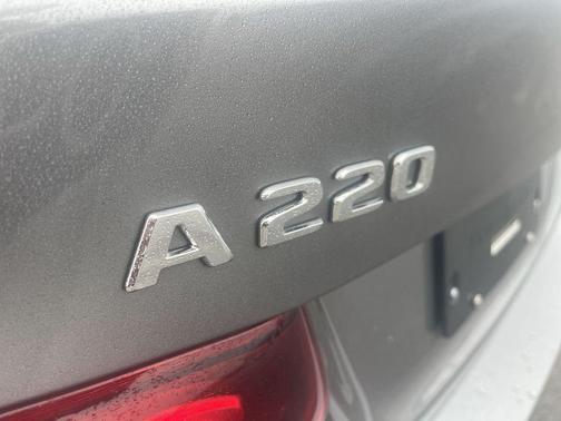 2021 Mercedes-Benz A-Class A 220