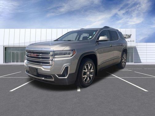 Sterling Metallic 2023 GMC Acadia AWD SLT