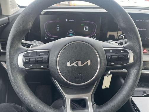 2023 Kia Sportage Hybrid LX