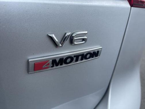 2018 Volkswagen Atlas 3.6L SEL Premium