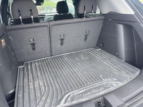 Mosaic Black Metallic 2023 Chevrolet Trailblazer LT