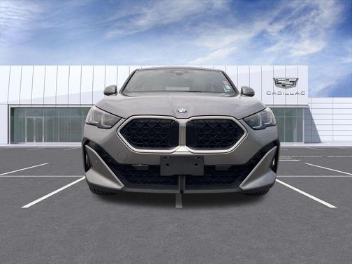 Gray Metallic 2025 BMW X2 xDrive28i