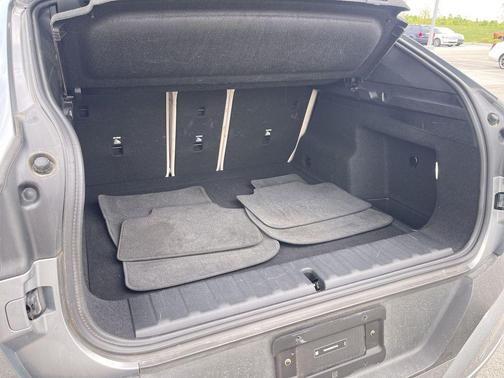 Gray Metallic 2025 BMW X2 xDrive28i