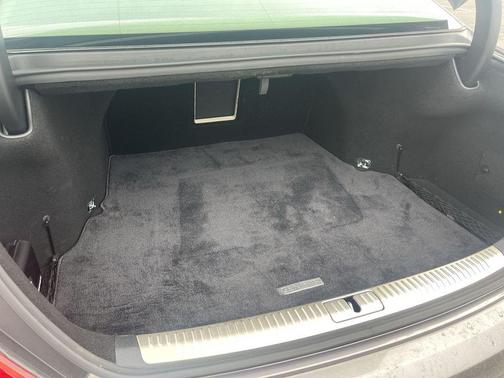 2018 Genesis G90 5.0 Ultimate