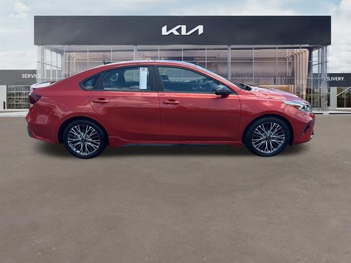 2022 Kia Forte GT-Line