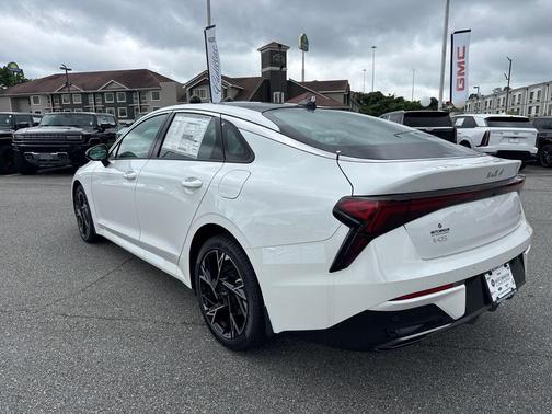 2025 Kia K5 GT-Line
