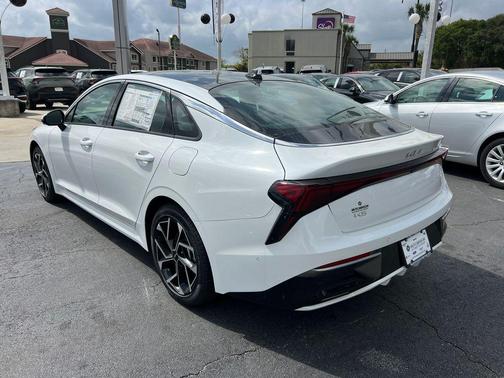 2025 Kia K5 EX