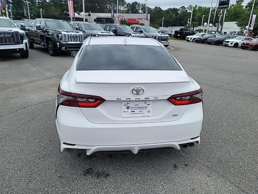 Ice 2024 Toyota Camry SE