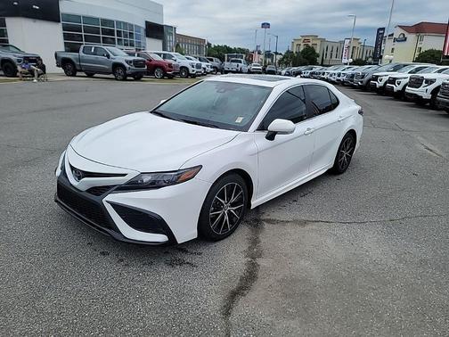 Ice 2024 Toyota Camry SE