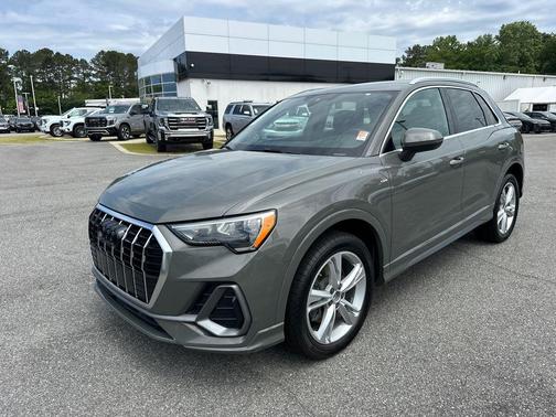 Chronos Gray Metallic 2020 Audi Q3 45 S line Premium