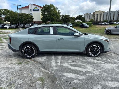 2025 Kia K4 EX