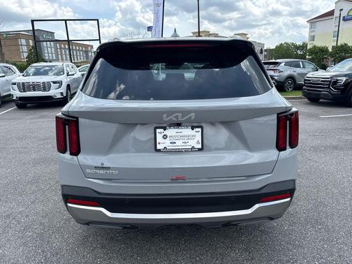 2025 Kia Sorento S