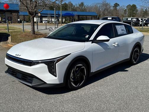 Snow White Pearl 2026 Kia K4 EX