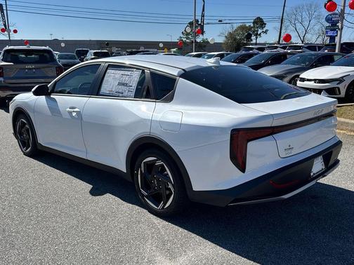 Snow White Pearl 2026 Kia K4 EX