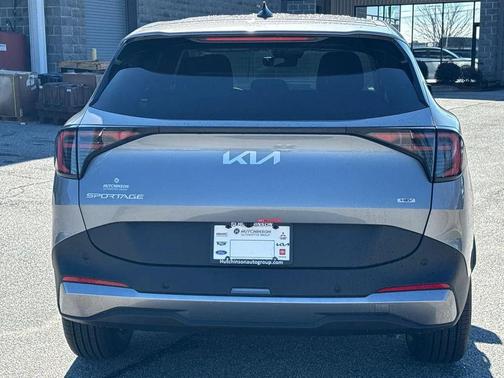 Gravity Gray 2026 Kia Sportage Hybrid LX