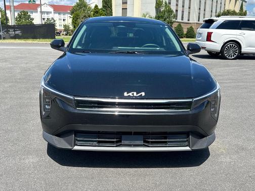 Aurora Black Pearl 2026 Kia K4 EX