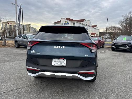 2025 Kia Sportage Hybrid EX
