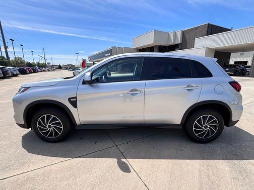 2024 Mitsubishi Outlander Sport S