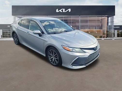 2023 Toyota Camry XLE