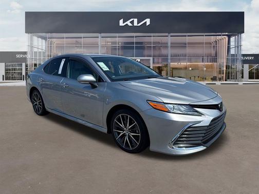 2023 Toyota Camry XLE