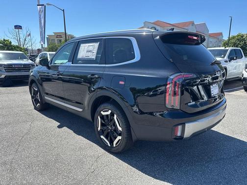 Ebony Black 2025 Kia Telluride EX