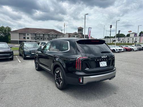 Ebony Black 2025 Kia Telluride EX
