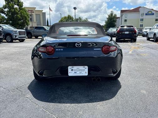2023 Mazda MX-5 Miata Sport