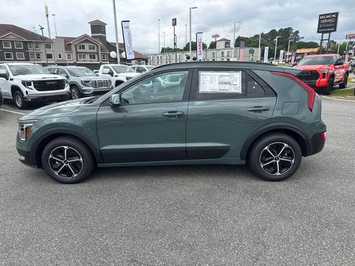 2025 Kia Niro EX