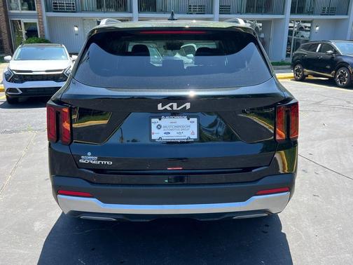 2025 Kia Sorento S