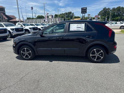 2025 Kia Niro LX