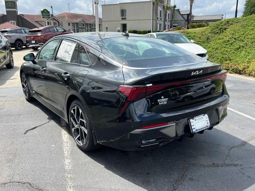 2025 Kia K5 EX