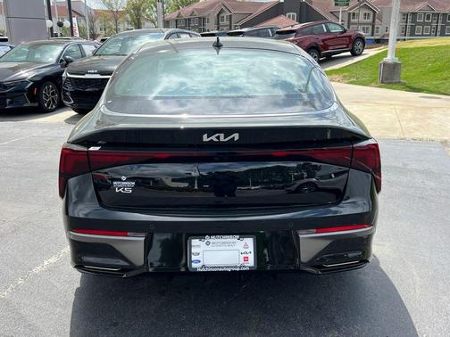 2025 Kia K5 EX