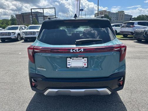 2025 Kia Seltos S