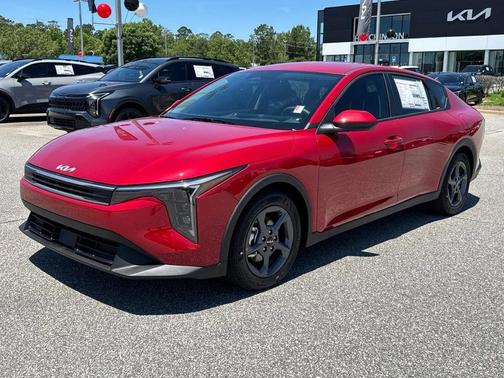 Currant Red 2026 Kia K4 LXS