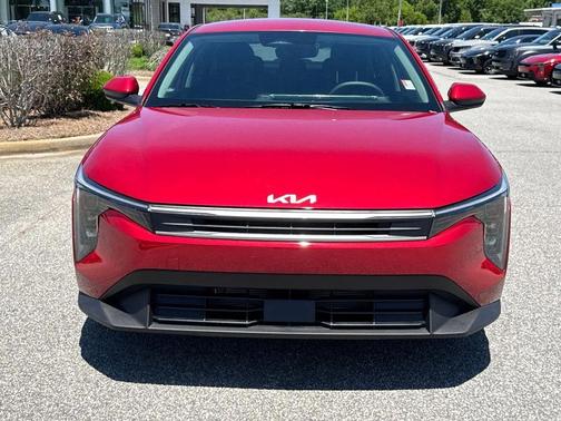Currant Red 2026 Kia K4 LXS