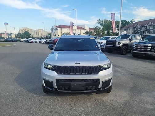 Silver Zynith 2025 Jeep Grand Cherokee L Limited