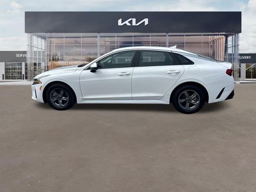 2022 Kia K5 LXS