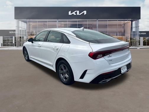2022 Kia K5 LXS