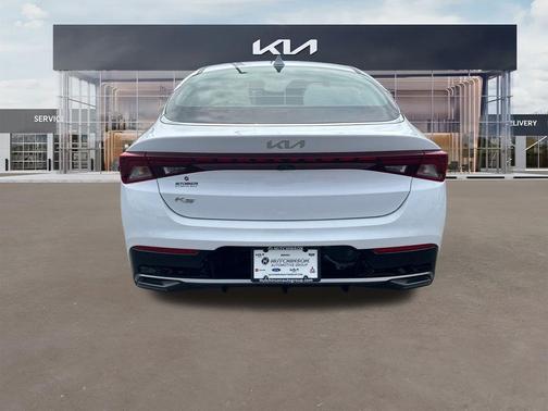 2022 Kia K5 LXS