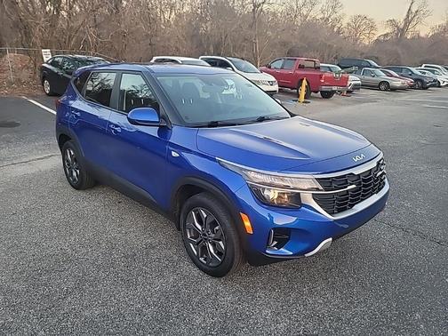 2024 Kia Seltos EX
