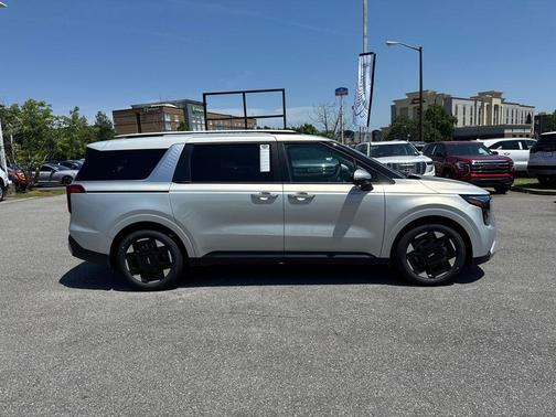 2025 Kia Carnival EX