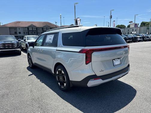 2025 Kia Carnival EX