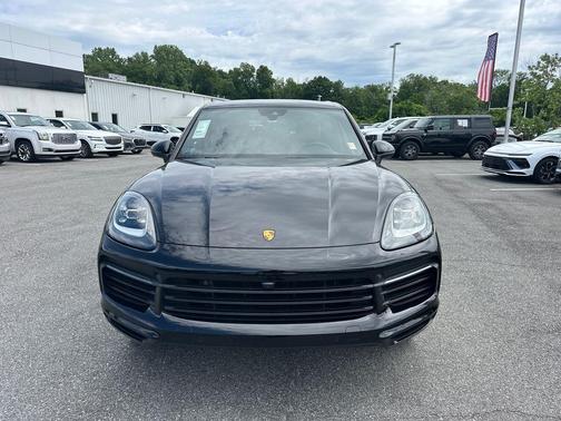 Black 2022 Porsche Cayenne
