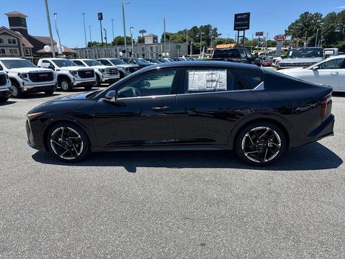 2025 Kia K4 GT-Line