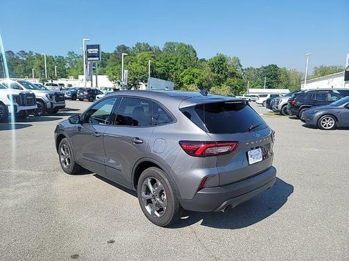 Gray Metallic 2025 Ford Escape ST-Line