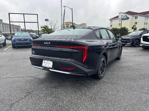 2025 Kia K4 EX